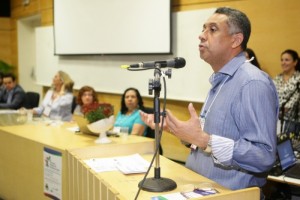 Presidente da Amvap, Gilmar Machado, discursa na abertura do evento. Foto: Ascom PMU