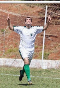 Haender, do TAC de Estrela do Sul, é artilheiro da Copa, juntamente com  Geana do Triângulo S. C. de Monte Alegre de Minas, ambos com 5 gols marcados. Foto: Divulgação.