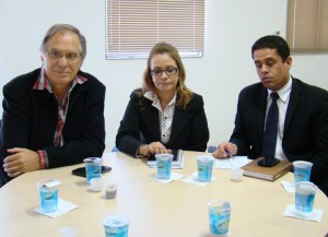 Da esquerda para direita: o presidente do CIDES - Luiz Pedro Correa, a secretária executiva da Amvap - Maria Pedrosa, e o assessor em gestão pública da Amvap - Alexandre Paiva. Foto: Luiz Otavio Petri.